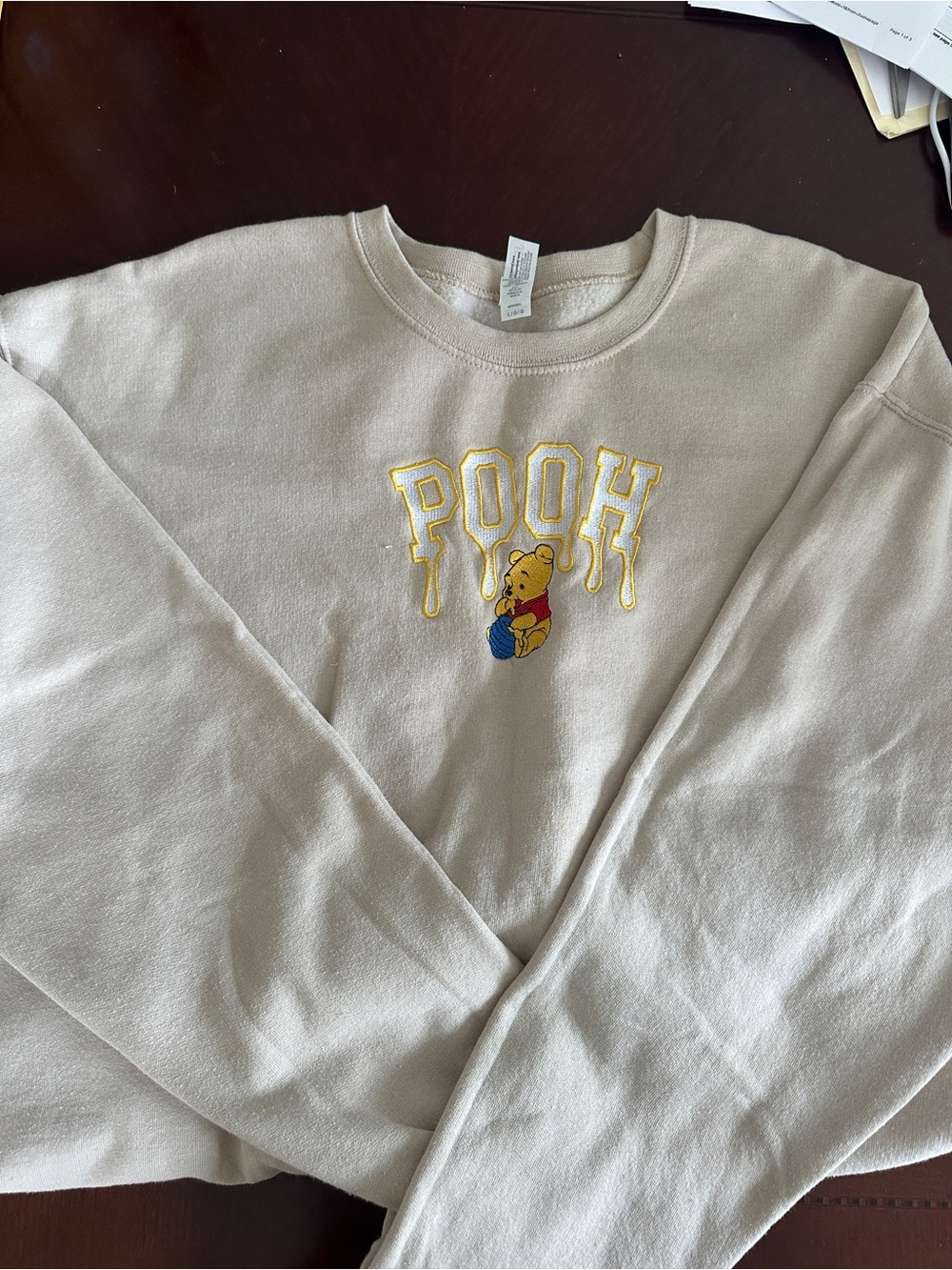 Embroidered Vintage Pooh Graphic Crewneck Sweatshirt in Beige